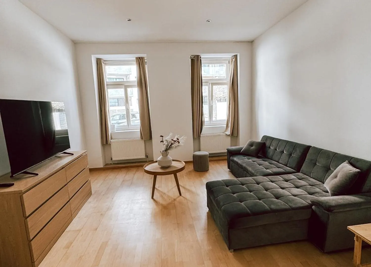 Zentrales Apartment Naehe Schoenbrunn - 5 Pers Vienna