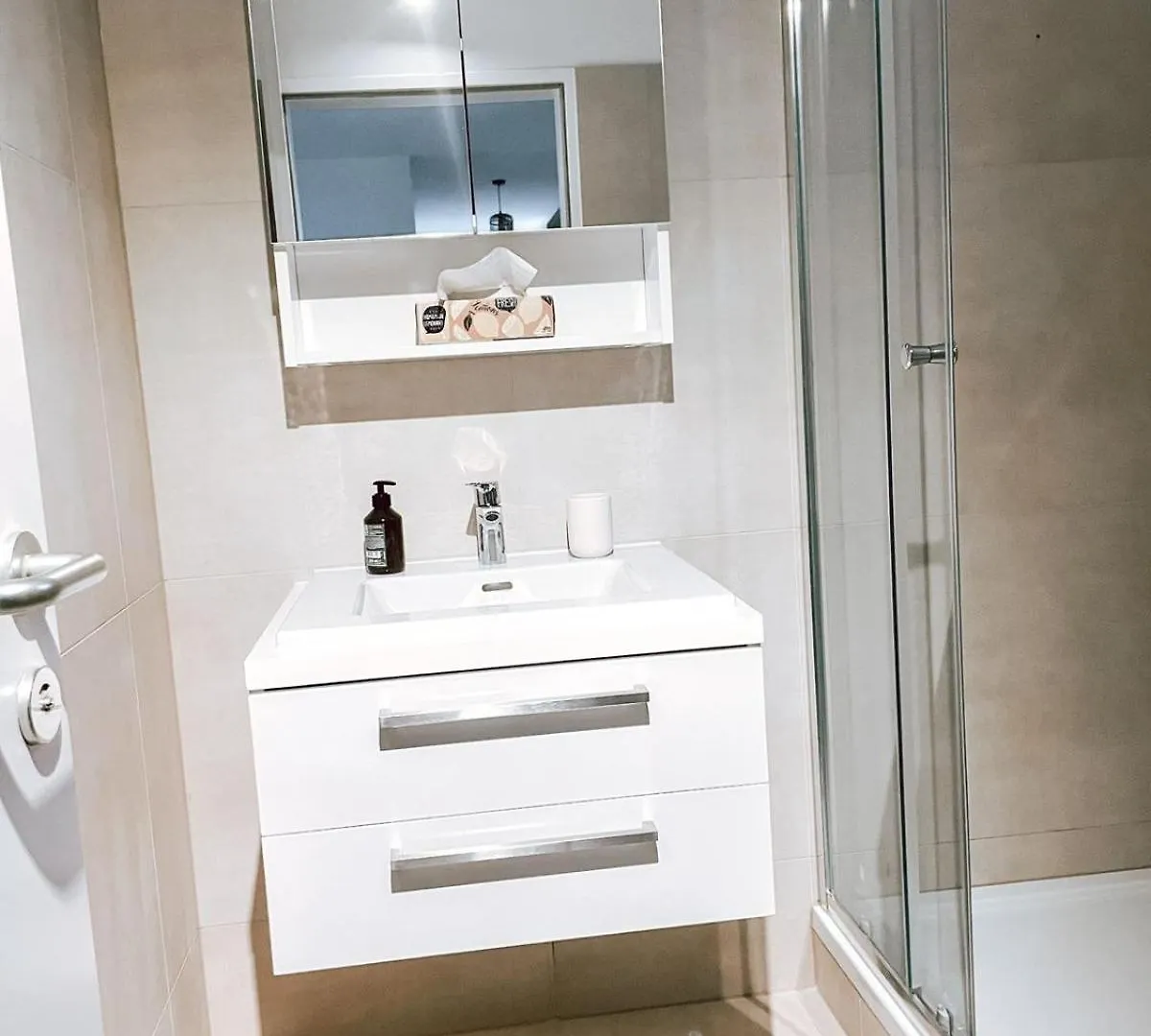 Zentrales Apartment Naehe Schoenbrunn - 5 Pers Vienna Austria